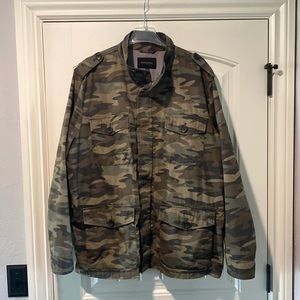 Great Condition!! No Wear or Tear Banana Republic Camouflage Style Jacket